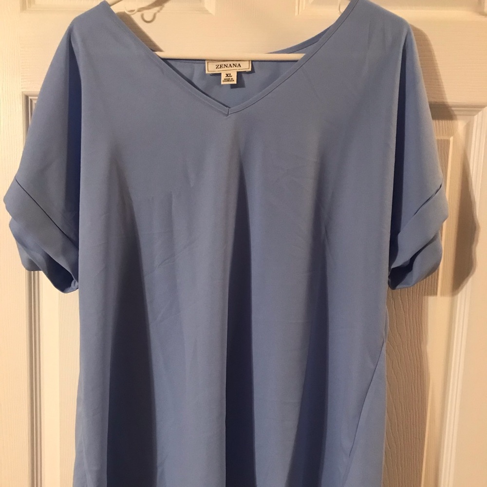 Ladies short sleeve shirt; light blue